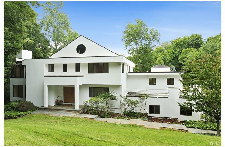 31 Woodland Rd