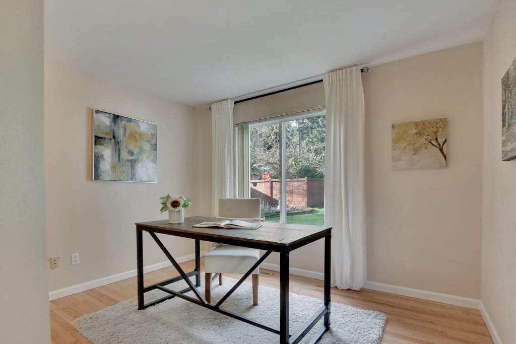 10824 130th Ave E