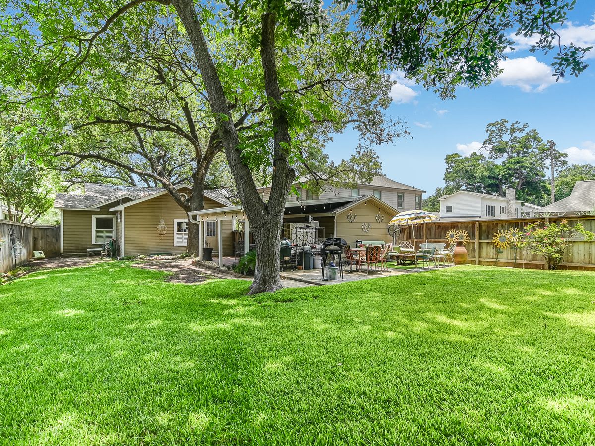 421 Ogden Ln - Alamo Heights