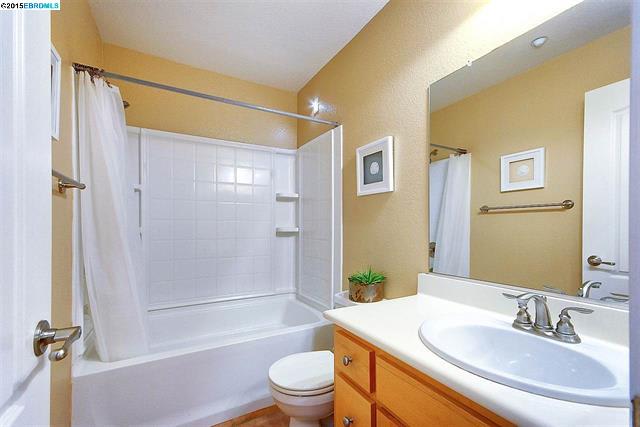 6162 Old Quarry Loop, Oakland, CA 94605