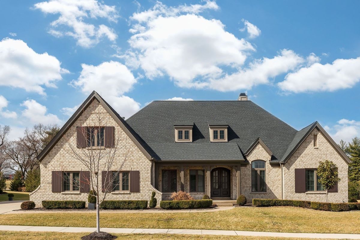 Custom Home in the Enclave at Bellerive