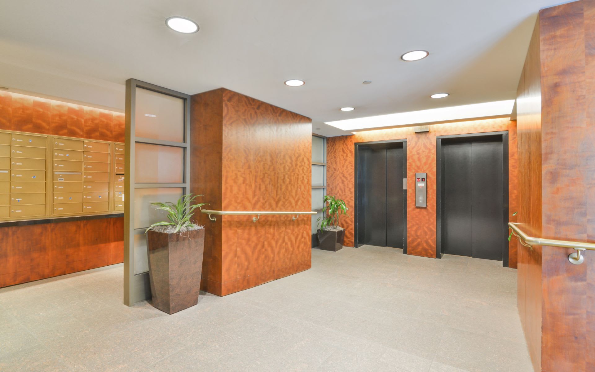 2200 Pacific Ave #10F