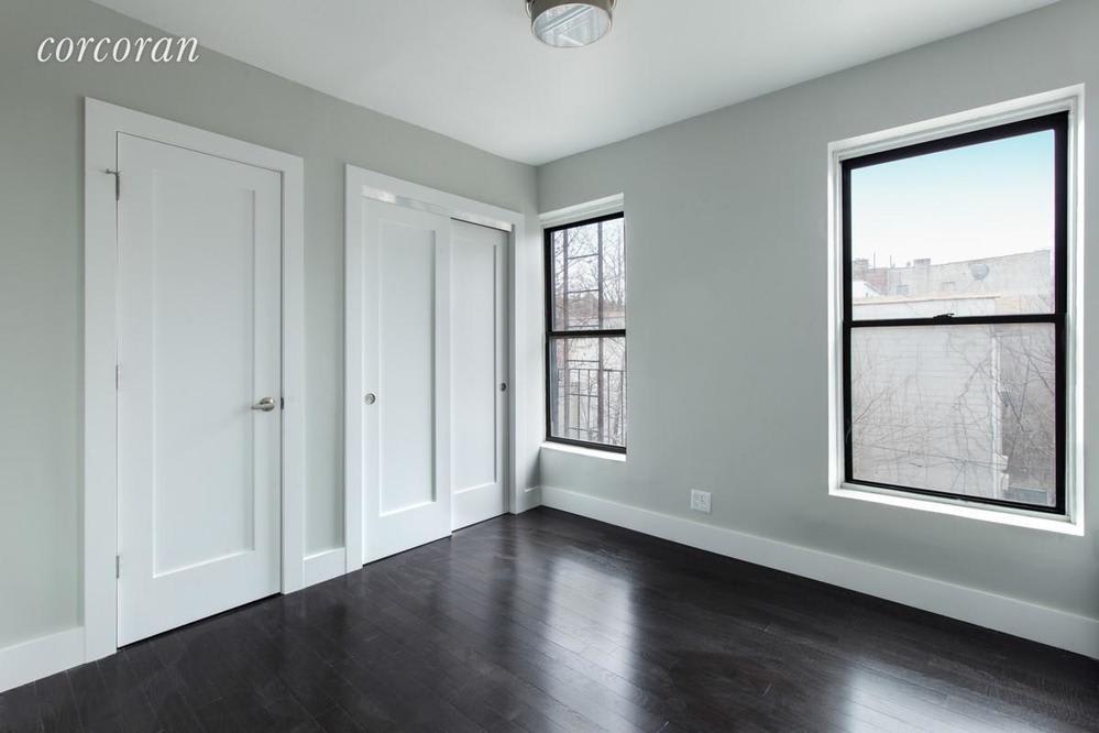 216 Malcolm X Blvd Unit: 4