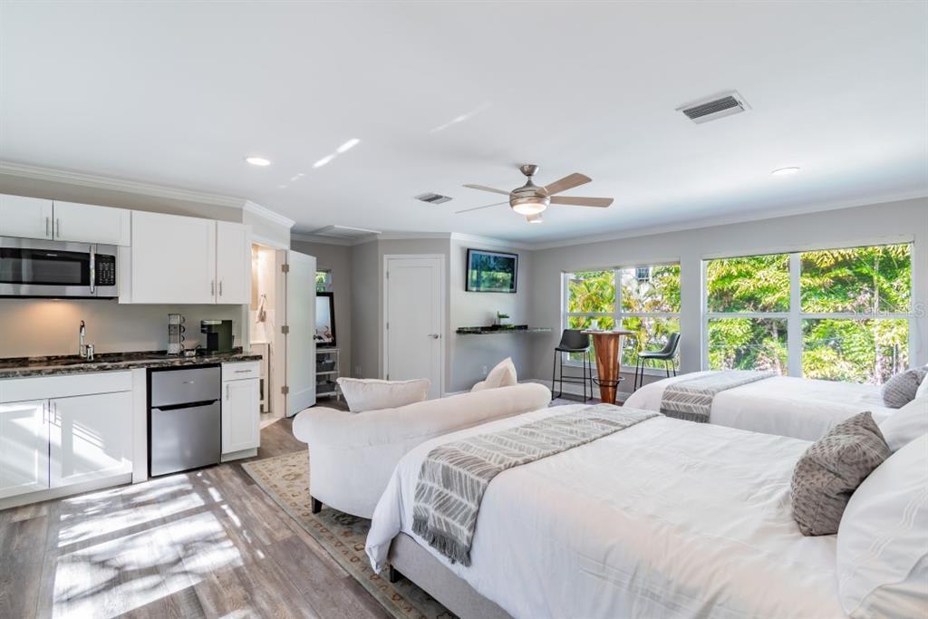4615 Bayshore Blvd