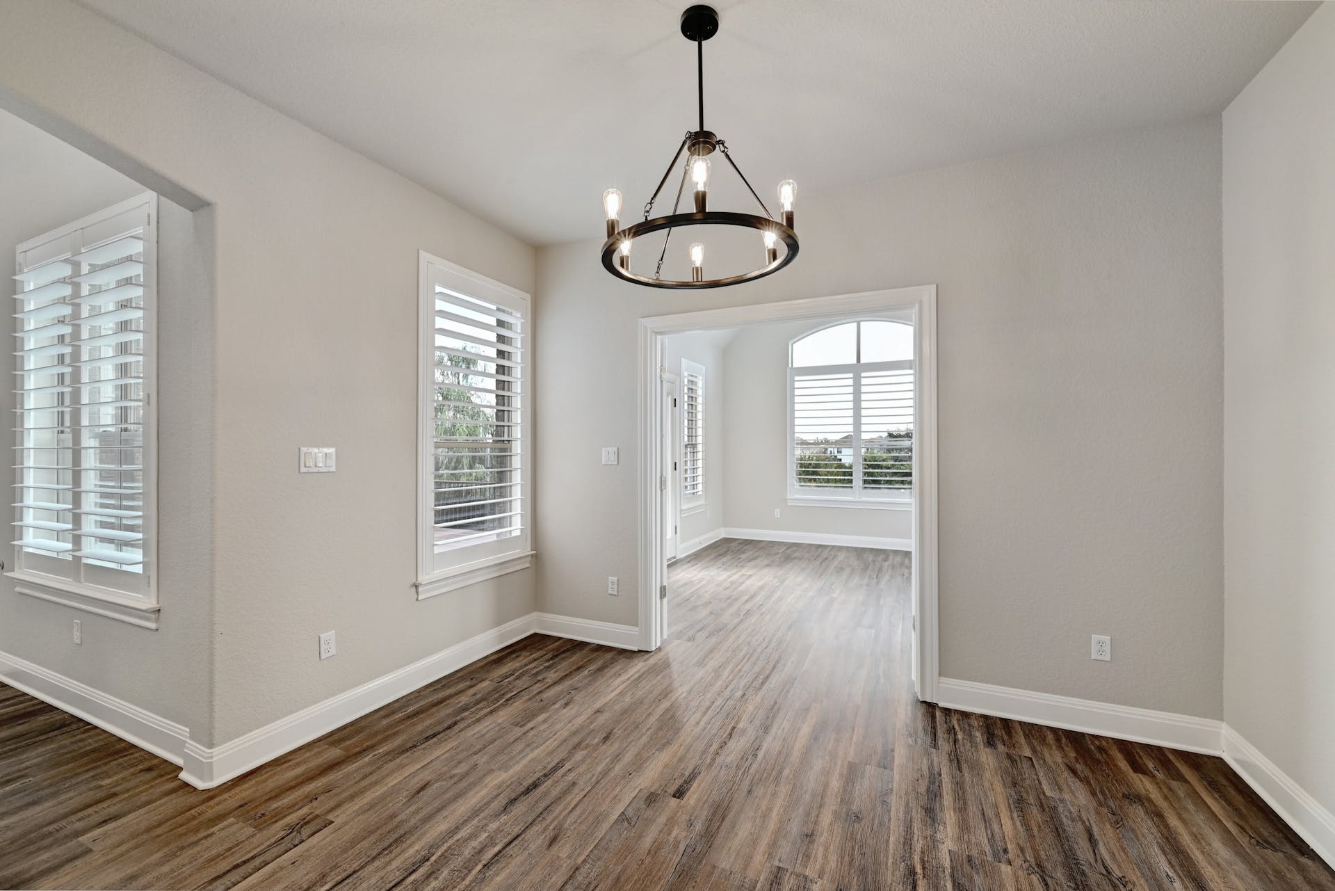 Stunning 5-Bedroom Luxury Home with Breathtaking Hill Country Views in Gated Community! | Short Walk to Lake Travis H.S. | Resort-style Amenities