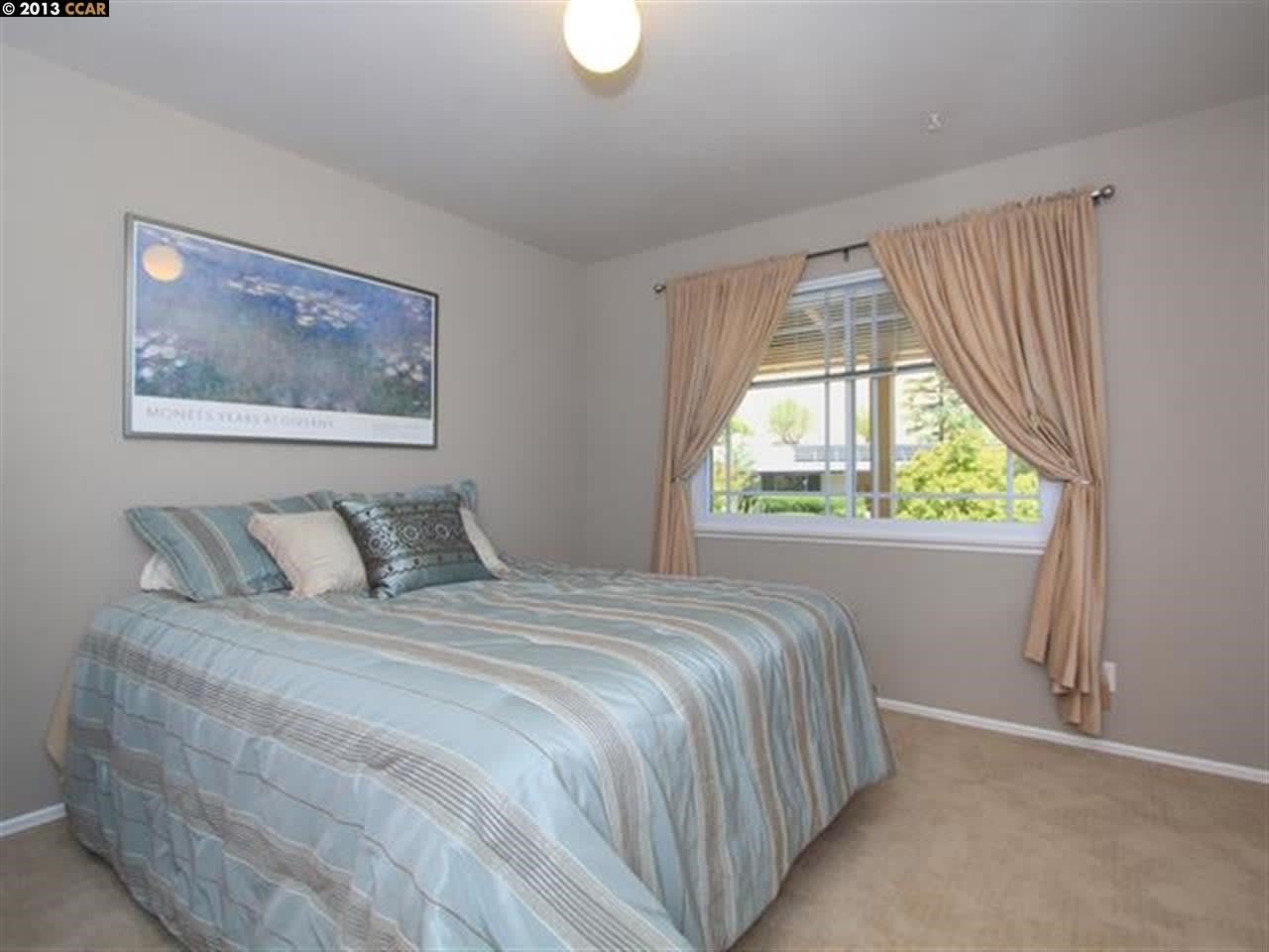 37 Lynwood Pl