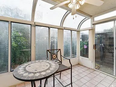 35 Zampa Ln