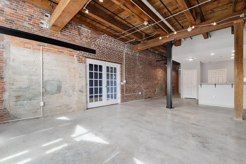 37 Millyard Amesbury Ma, #107