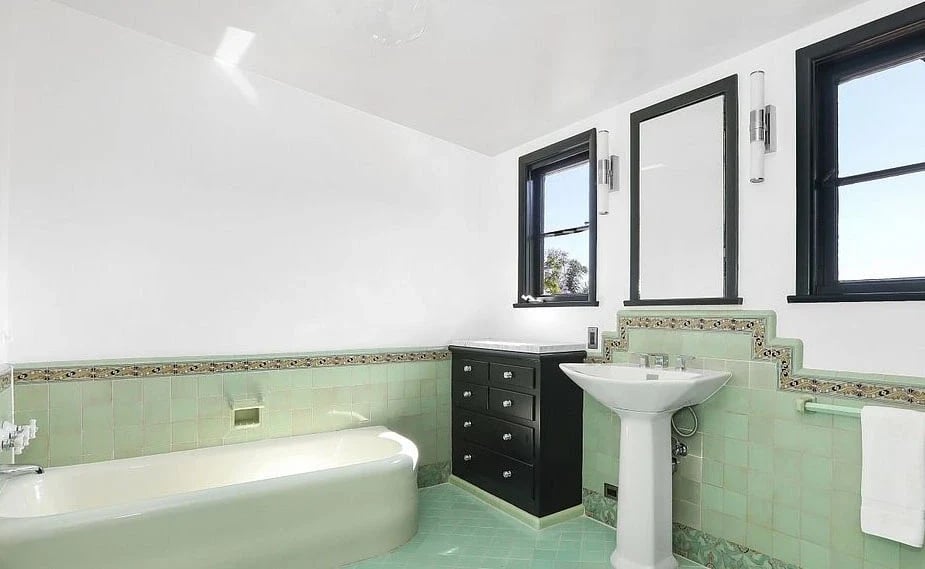 Married ‘Bullet Train’ Producers Buy Swank Digs in Outpost Estates