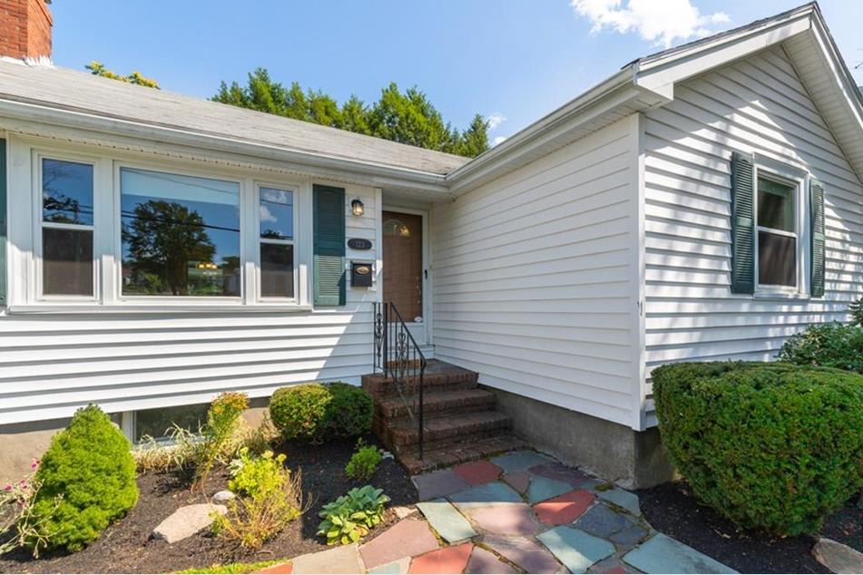 123 Truro Ln