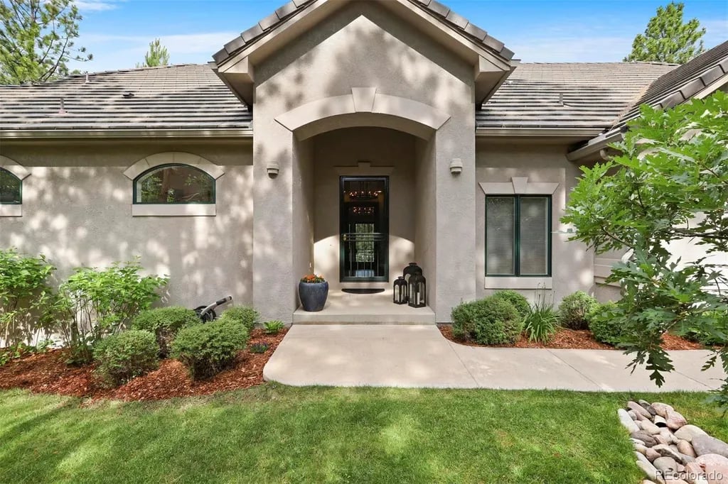 4509 Prospect Dr