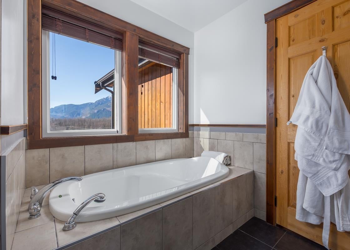 41185 Rockridge Pl