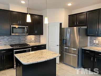 4008 Reedybrook Crossing