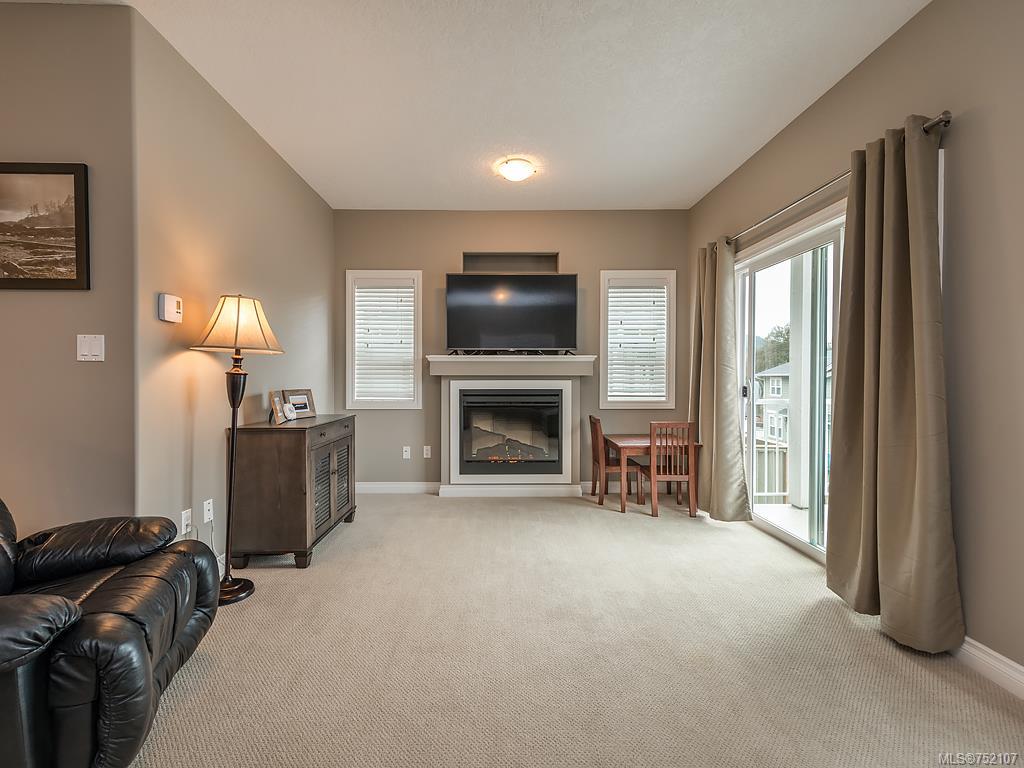950 Walfred Rd, Langford