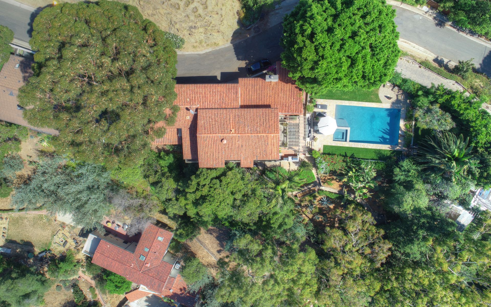  3259 Deronda Dr