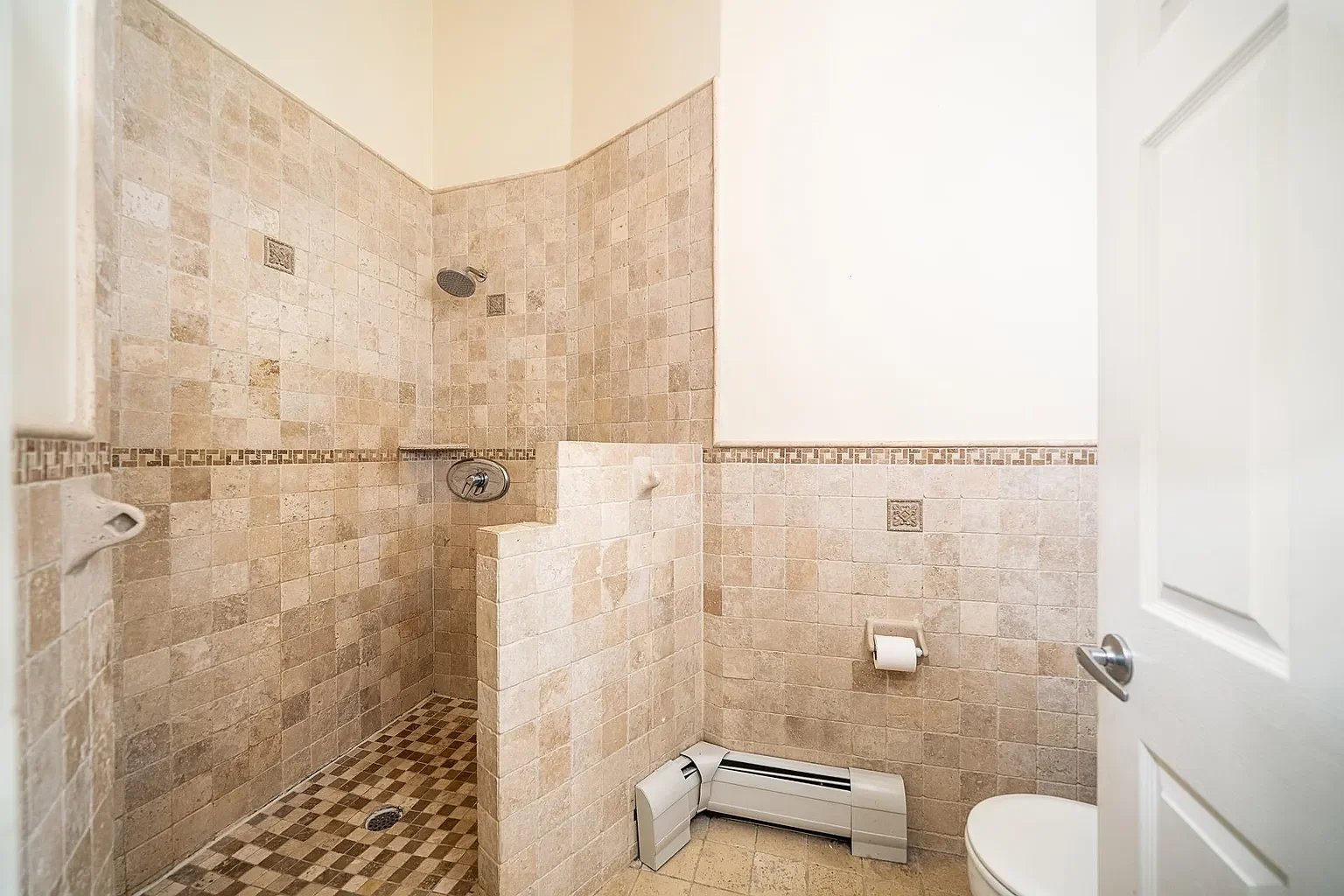 917 WILLOW AVE, #5N