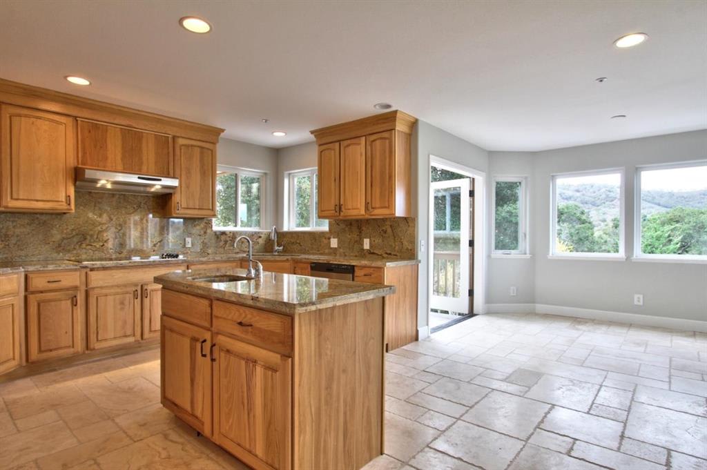 339 San Benancio Rd