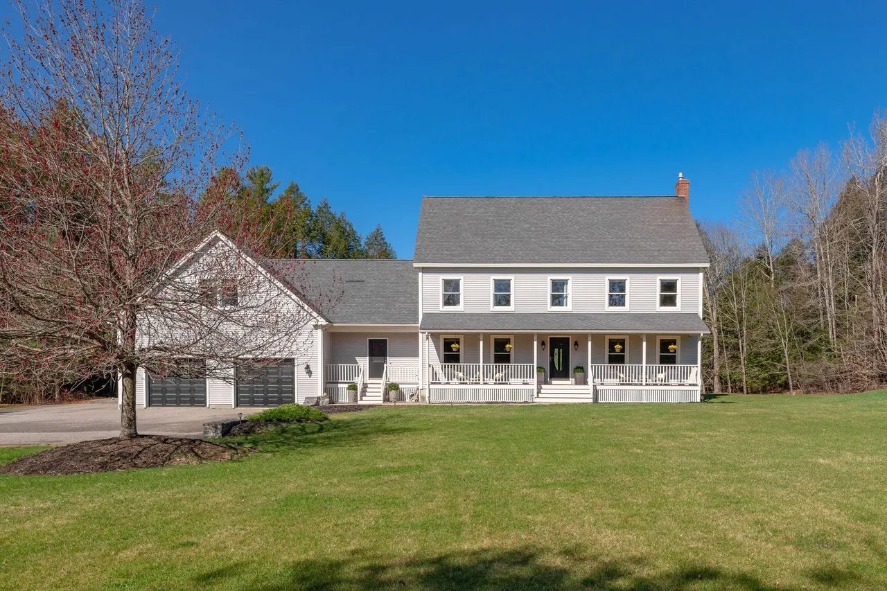 Home for Sale – 8 Gray Road, Cumberland, Maine – $725,000