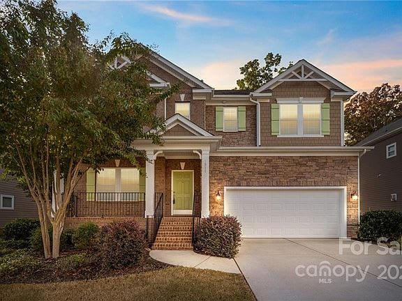 1911 Madeira Cir