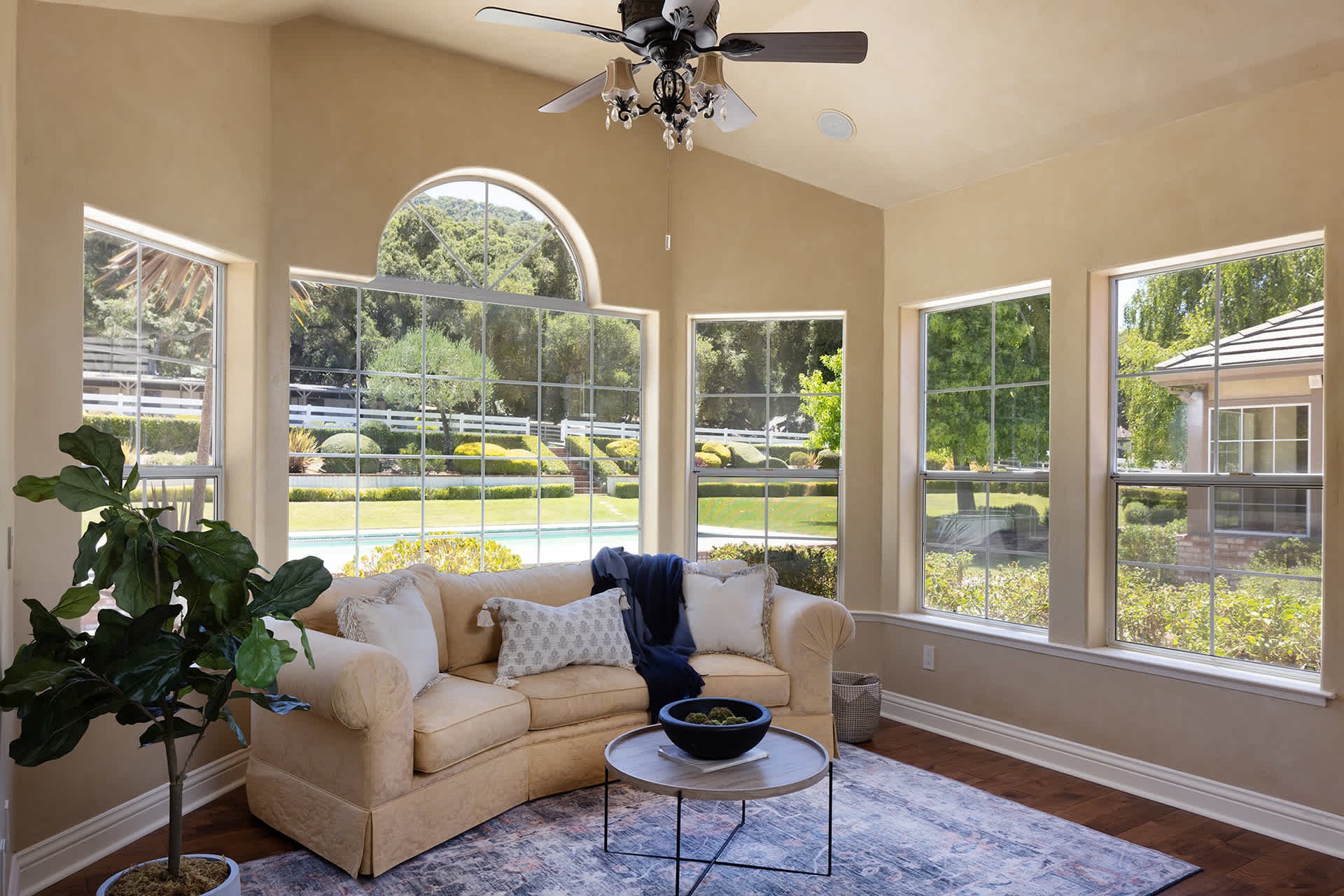 Stunning Equestrian Estate - 6 Sleepy Hollow Dr