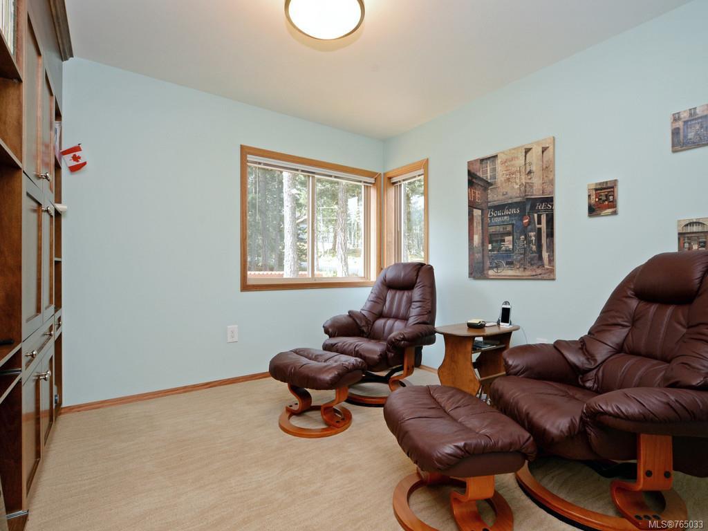 719 Cains Way, Sooke