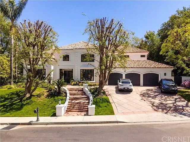 4432 Westchester Dr