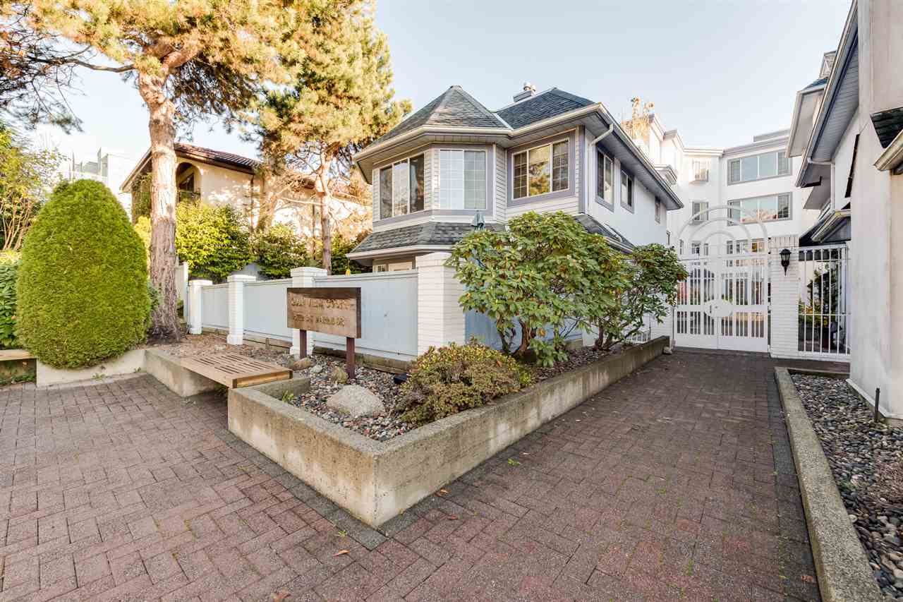 205-8772 SW Marine Dr