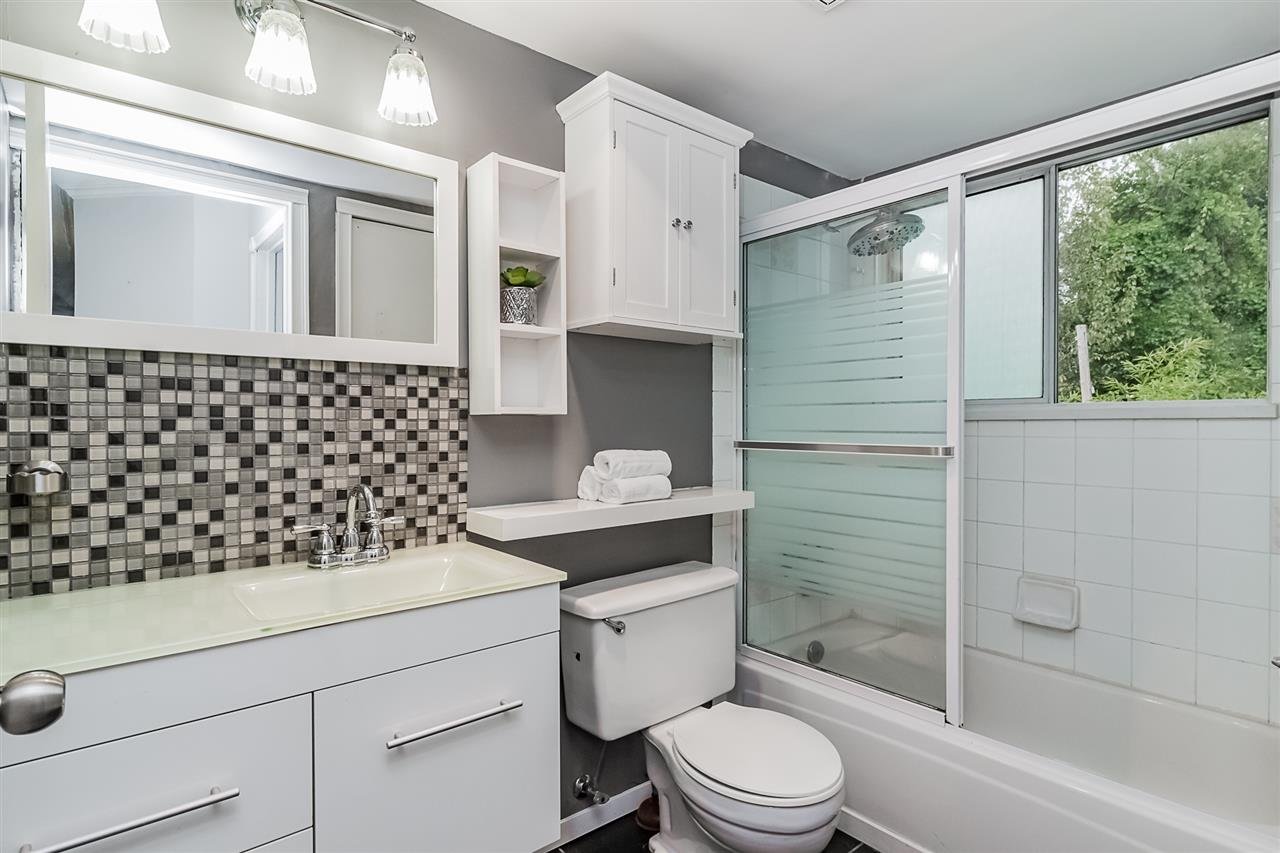 410-11671 Fraser St