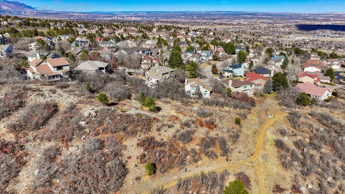 5105 Broadmoor Bluffs Drive