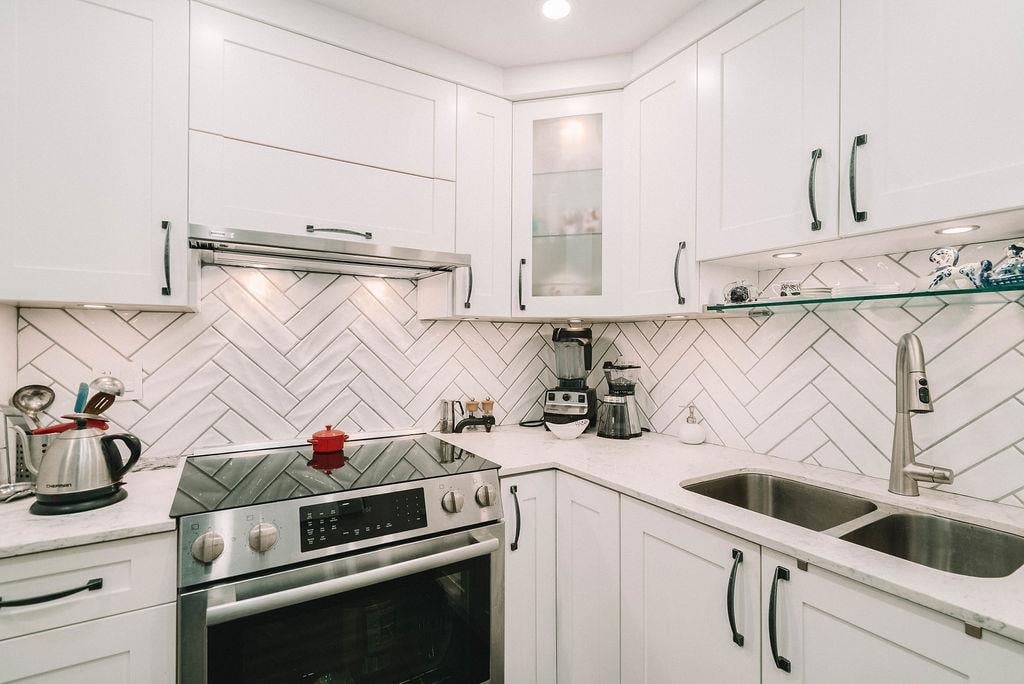 303-2409 W 43rd Ave