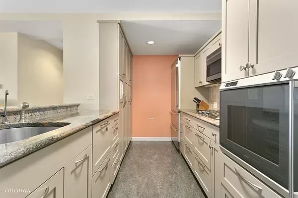 1400 Fifth Avenue Unit: 5C
