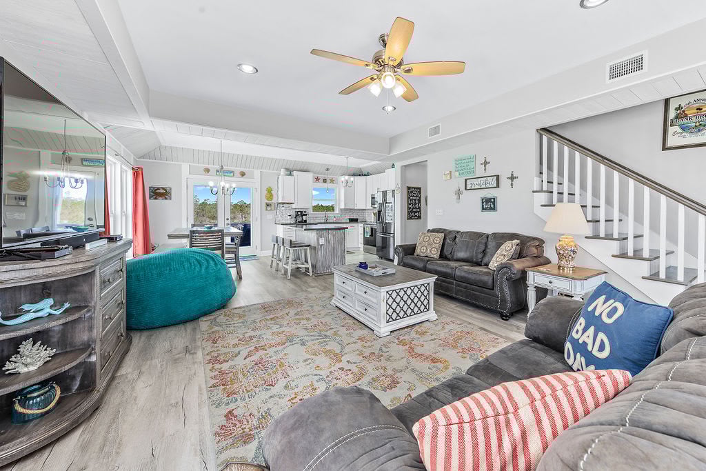 6055 Sawgrass Cir