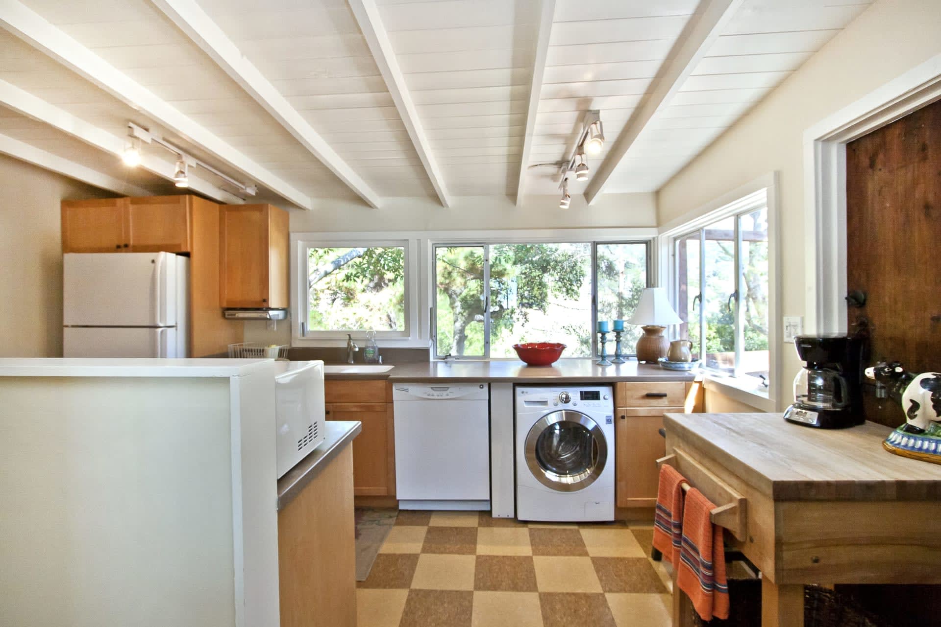 COAST RANCH - BIG SUR LUXURY RENTAL