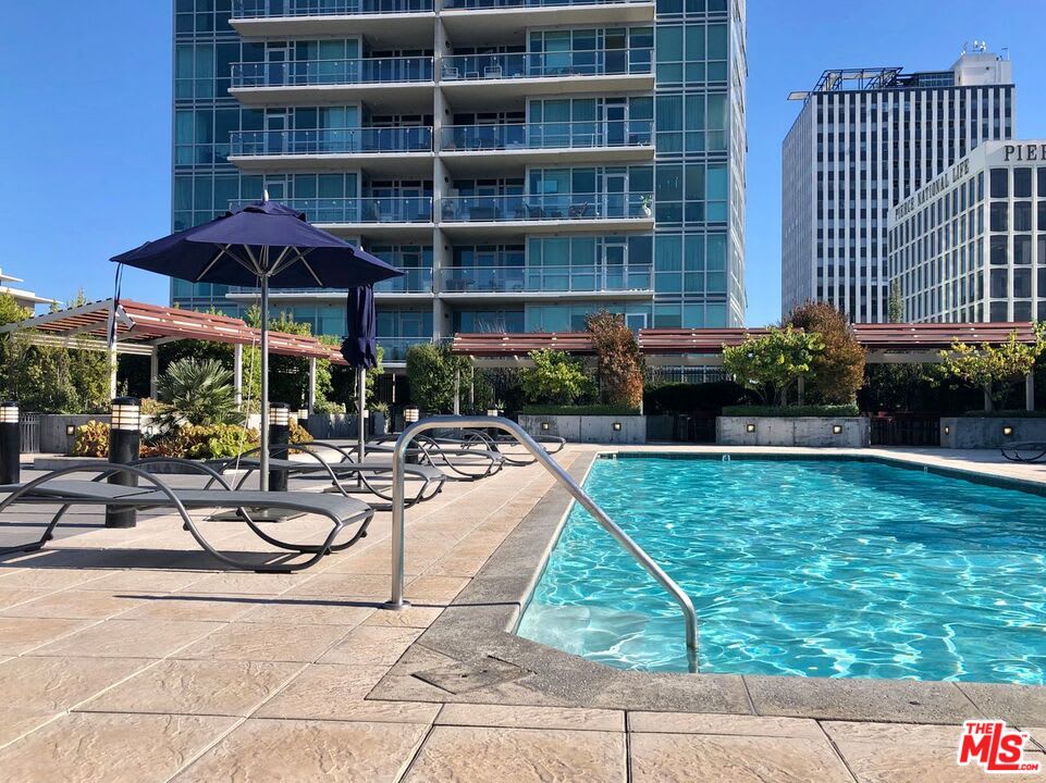 3785 Wilshire Blvd Unit: 805