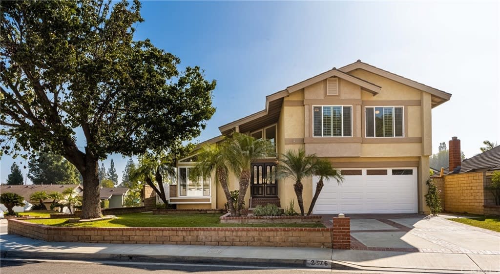 2776 Larkspur Ave