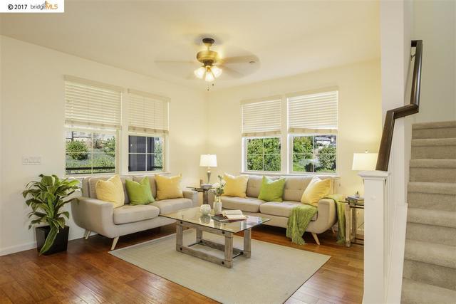 6230 Boulder Ln, Oakland, CA 94605