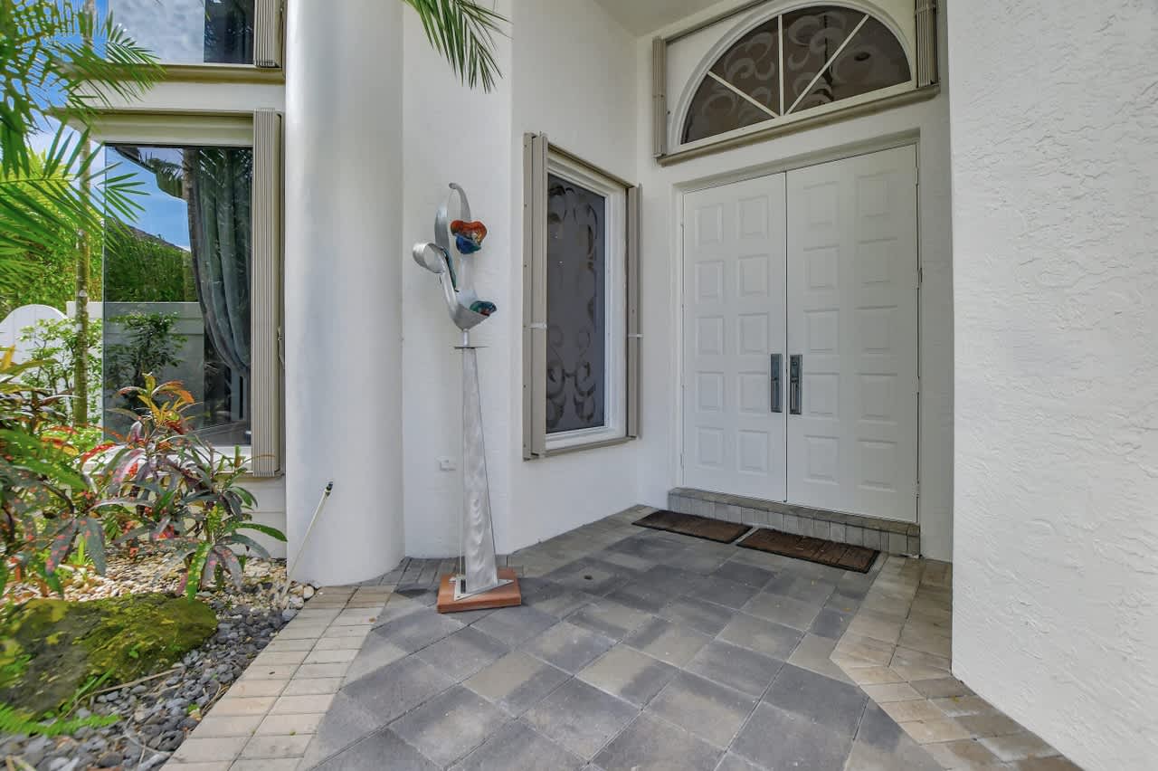3564 NW Clubside Cir