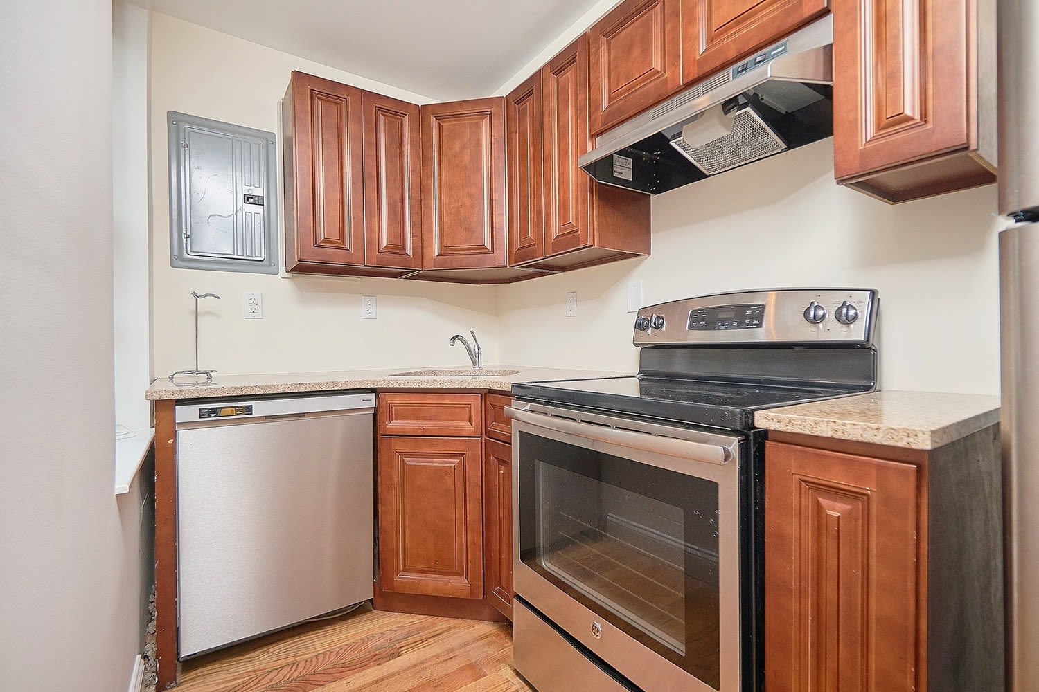 212 Front St, Unit 3
