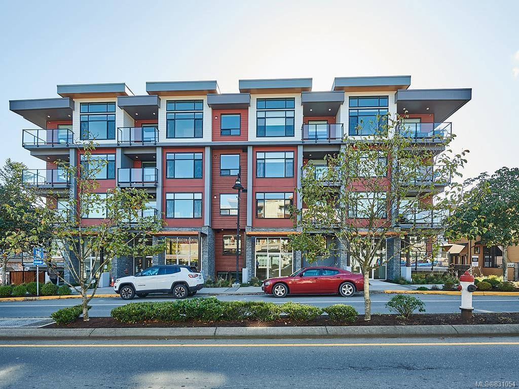 408-7162 West Saanich Rd, Central Saanich