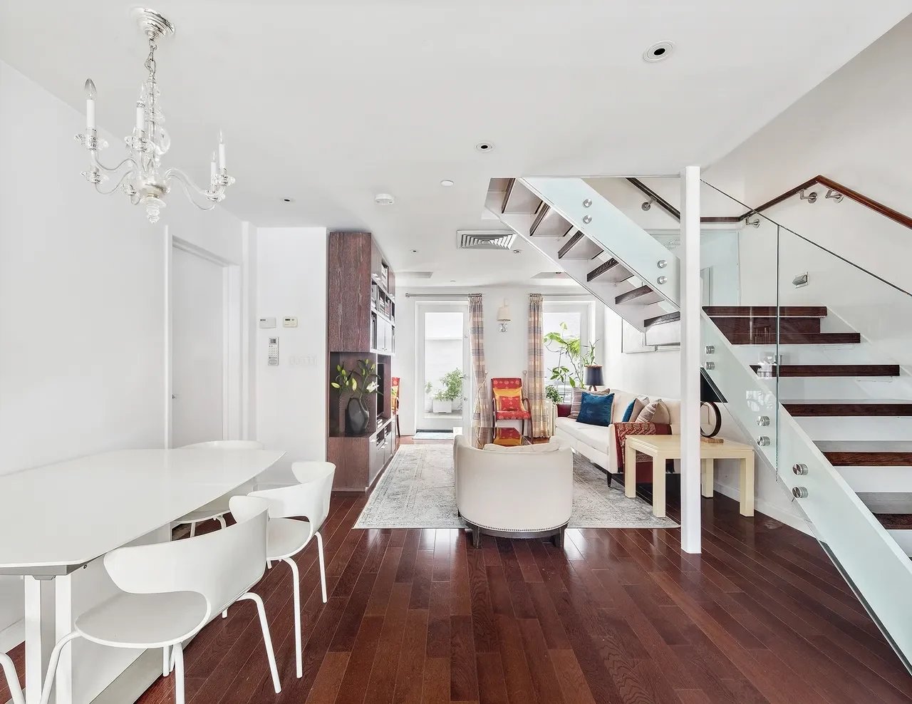 68 Lafayette Ave