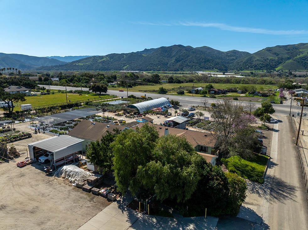 925 W Highway 246