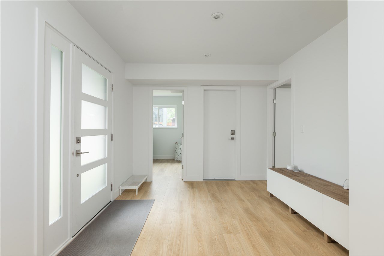 38-3295 Sunnyside Rd