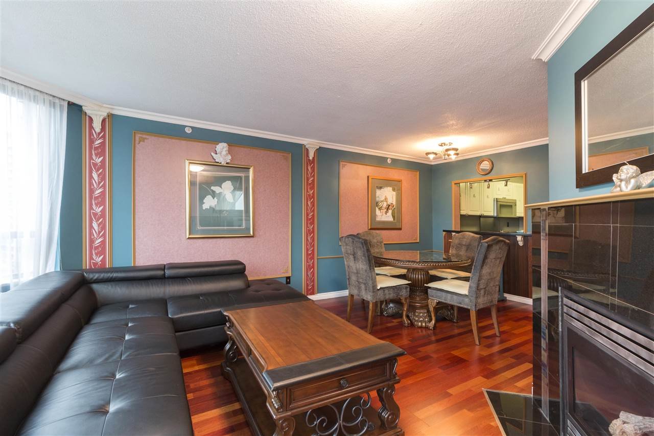 806-3070 Guildford Wy