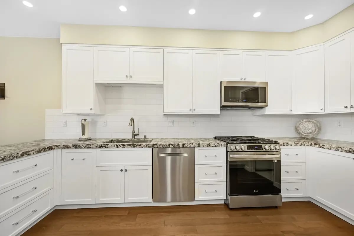 309 Sutton Circle