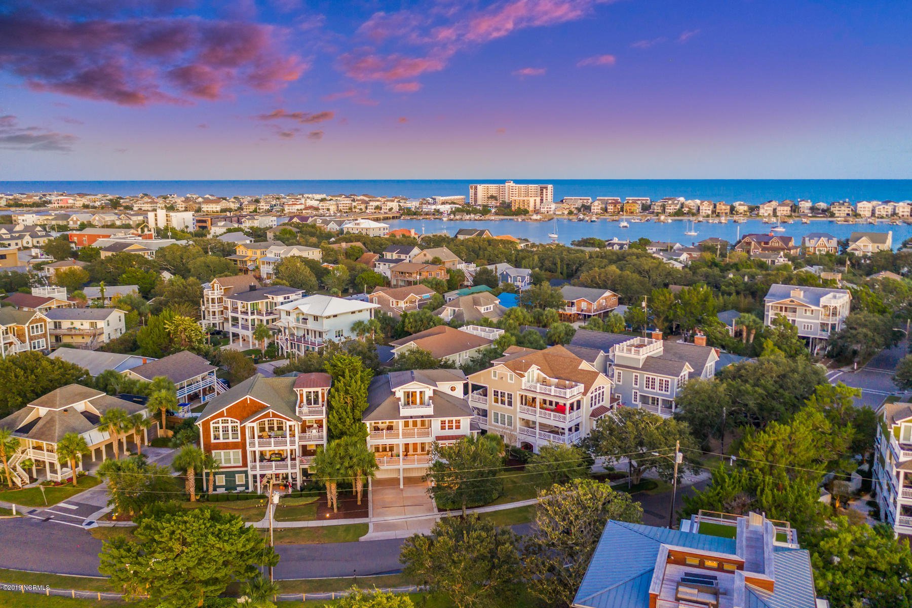 103 Island Dr