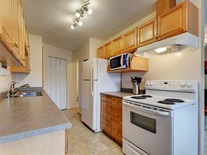 382 Burnside Rd