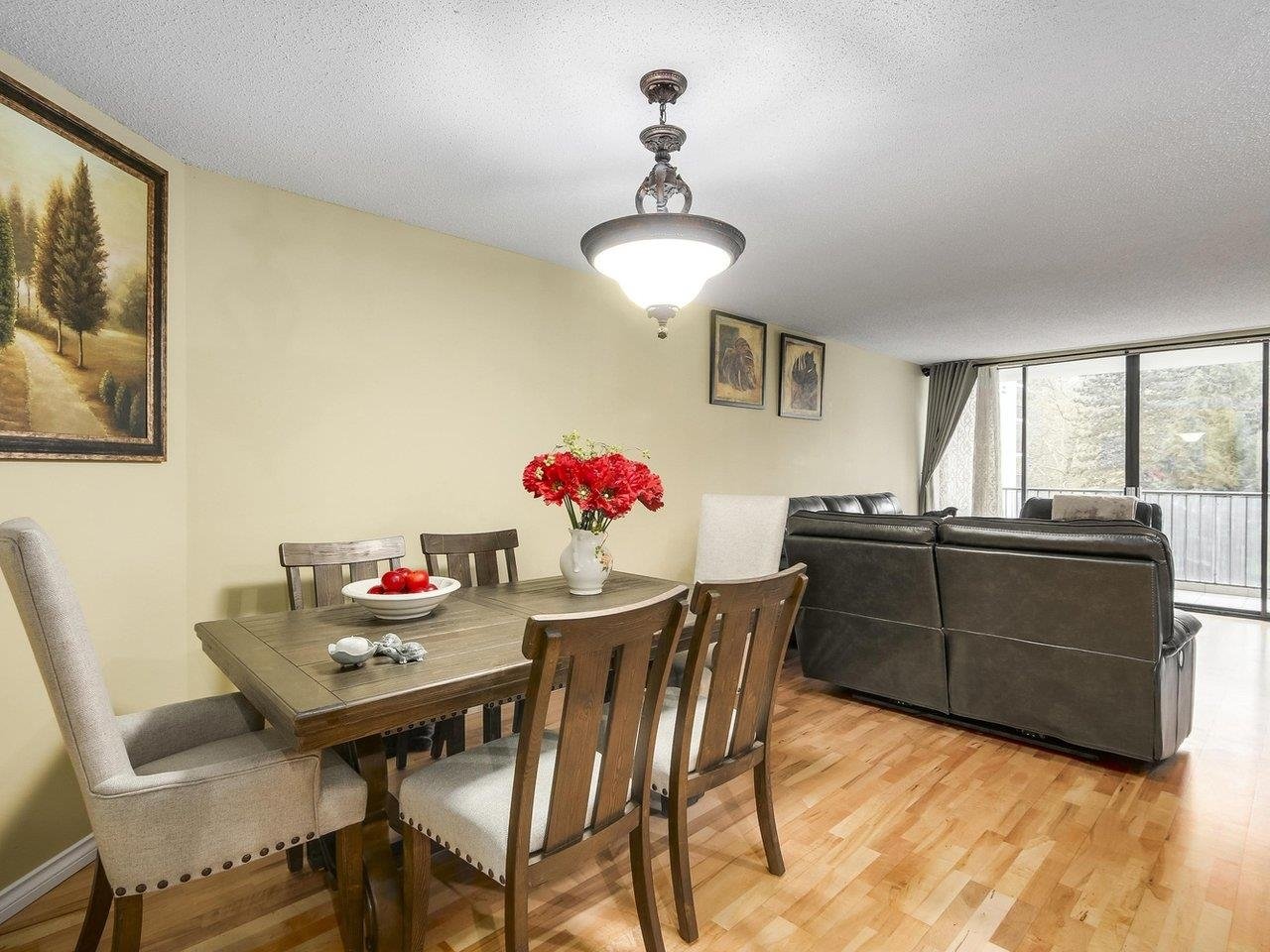 301-6455 Willingdon Avenue, Burnaby