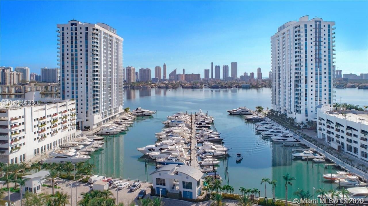 17111 Biscayne Blvd, #1007