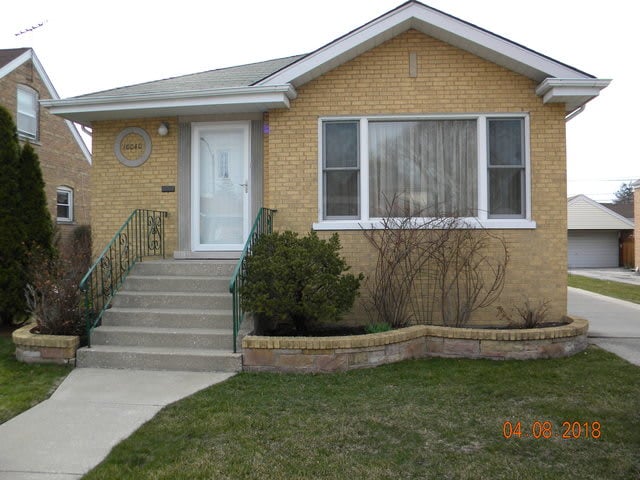 10040 S. Turner Ave.