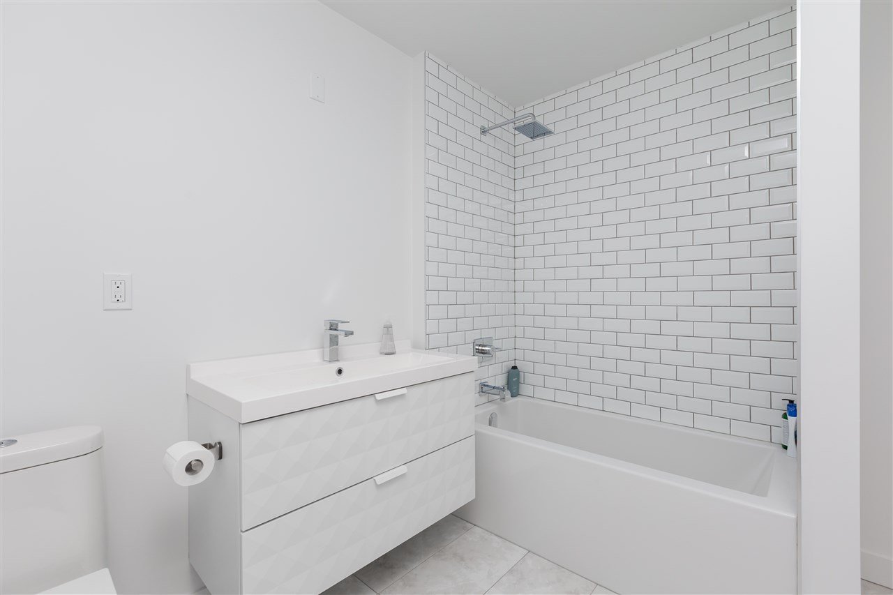 38-3295 Sunnyside Rd